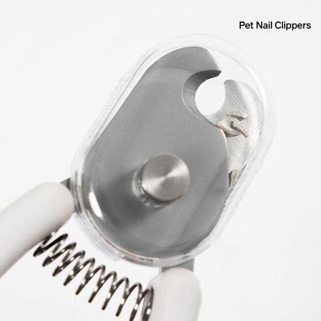 Pet nail clippers with lighting